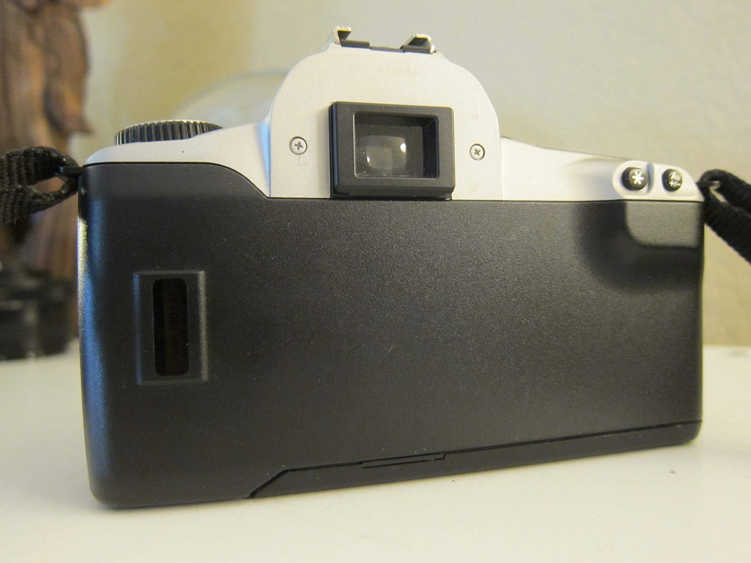 Canon Câmera SLR EOS Rebel 2000 35 mm (apenas o corpo) | Amazon.com.br